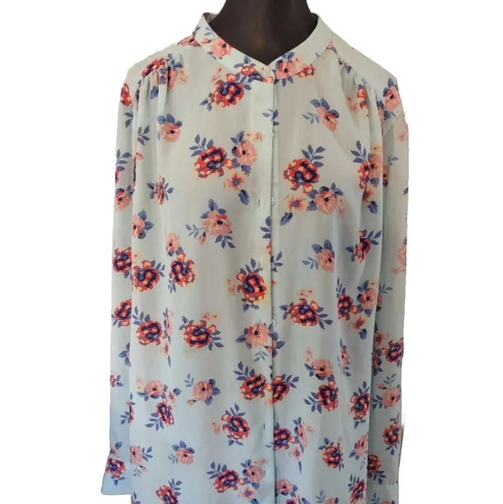FADED GLORY Women's Size XXL Light Blue Floral Blouse